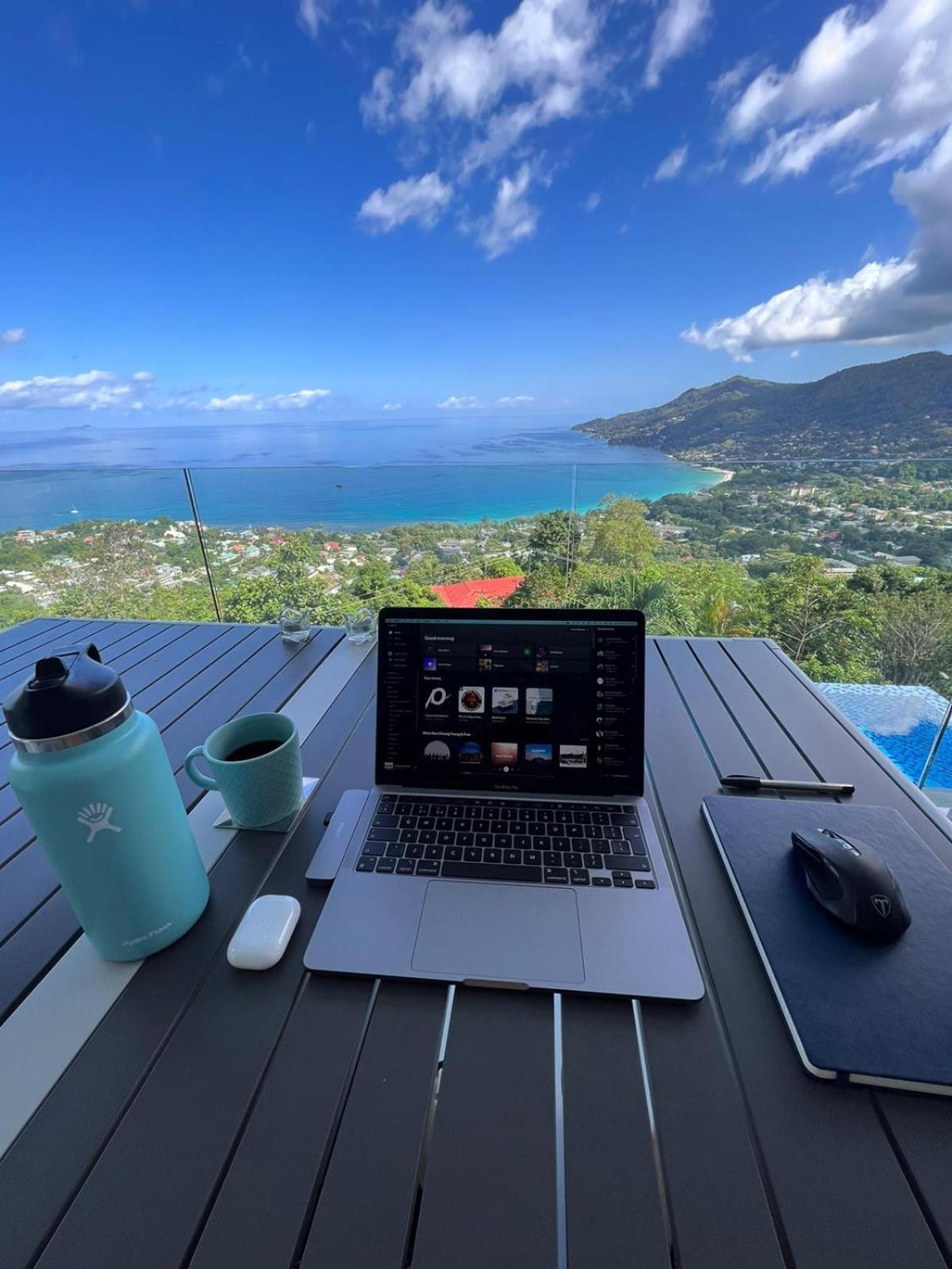 Paradise Heights Luxury Apartments & Villa Beau Vallon  Δωμάτιο φωτογραφία